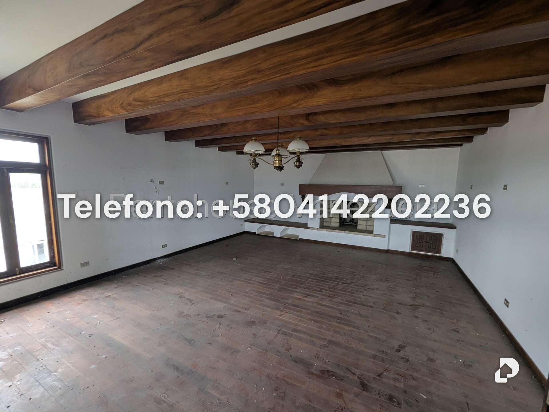 Casa en Cerro Verde, Caracas – 20