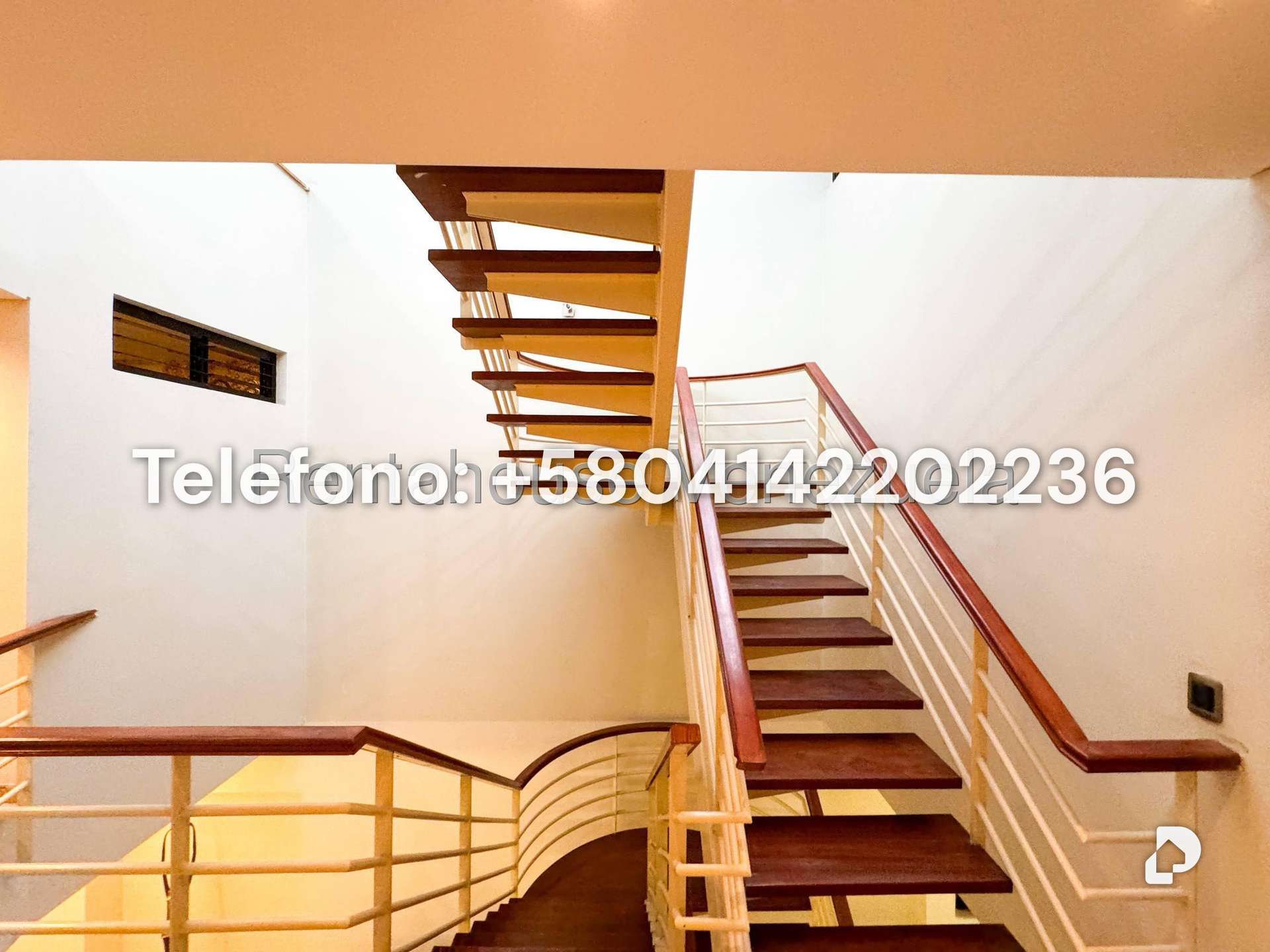Casa en Colinas de Bello Monte, Caracas – 24