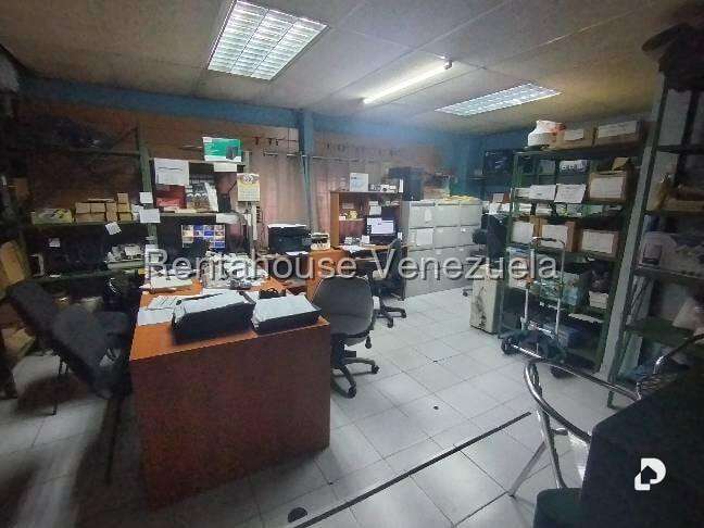 Local comercial en Quinta Crespo, Caracas – 16