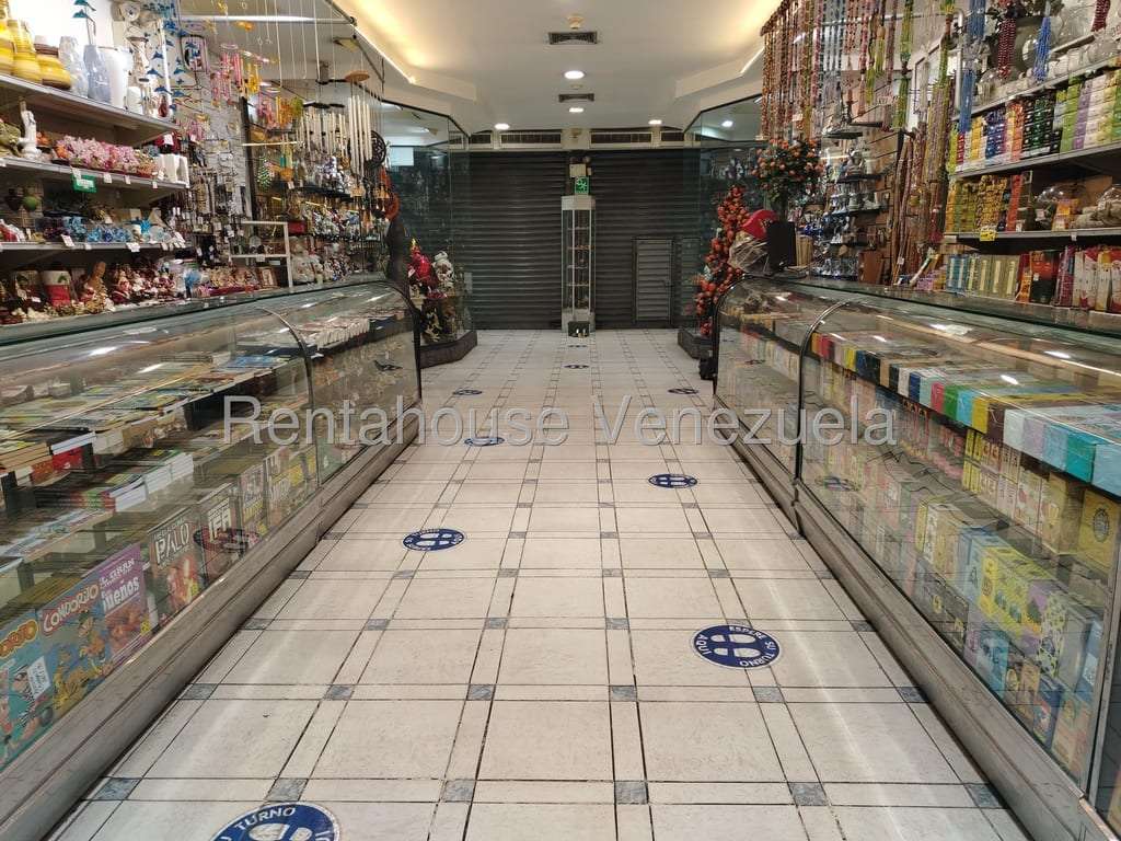Local comercial en Quinta Crespo, Caracas - 1