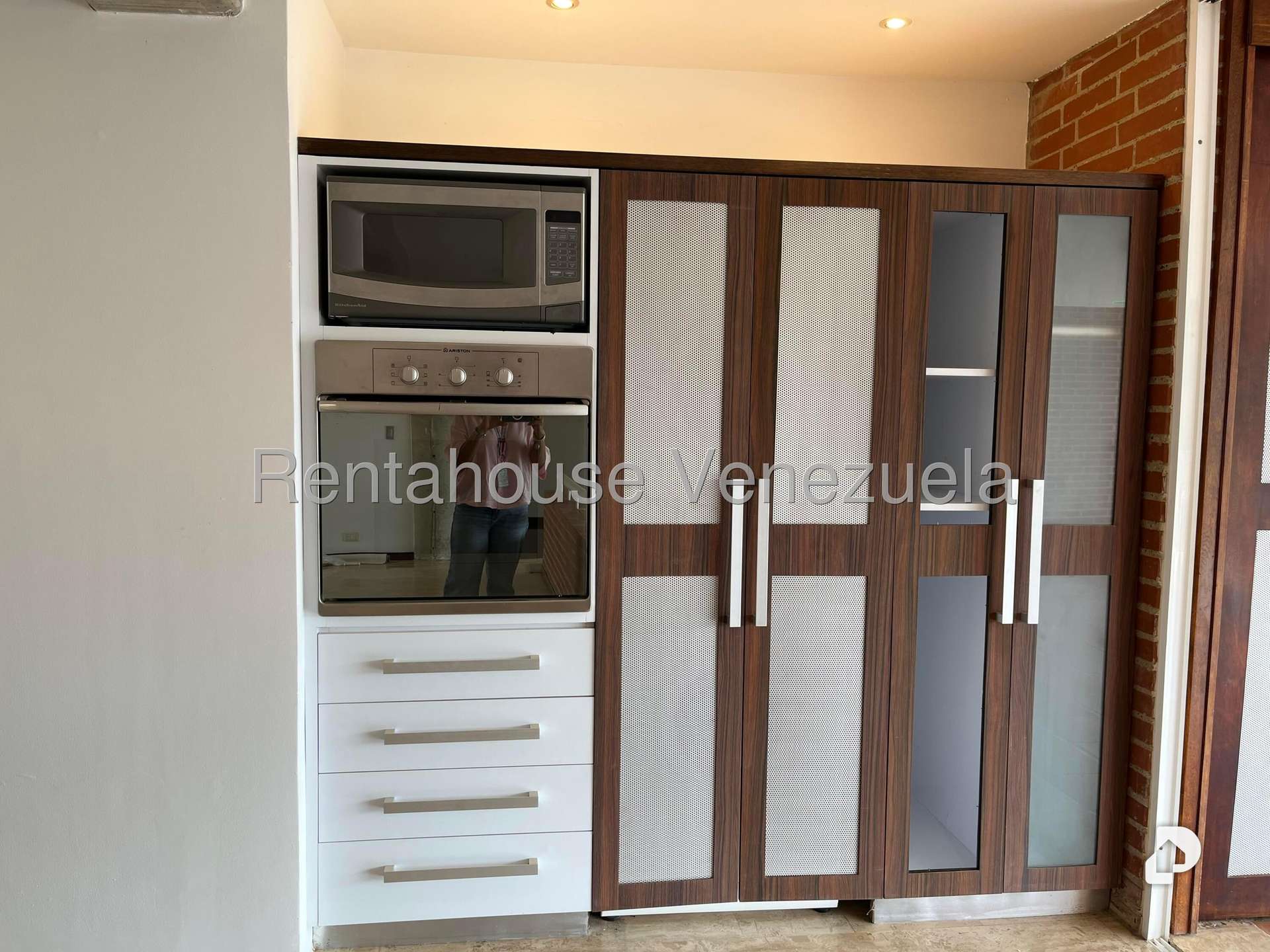 Apartamento en Lomas de La Lagunita, Caracas – 9