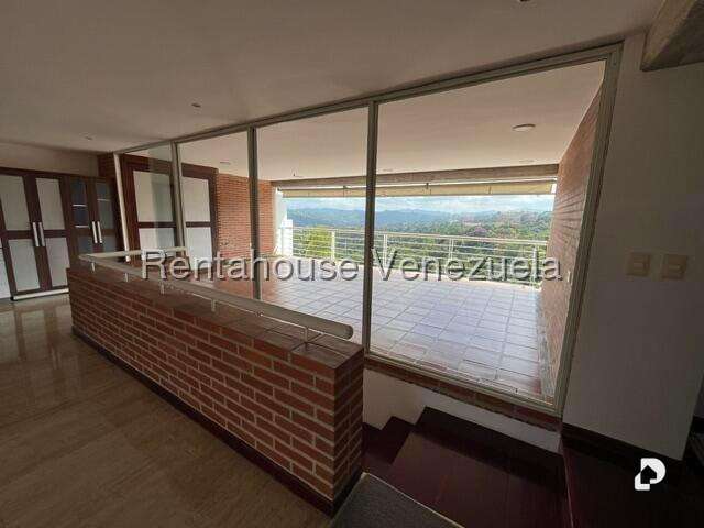 Apartamento en Lomas de La Lagunita, Caracas – 3