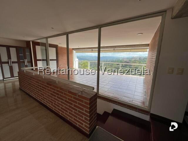 Apartamento en Lomas de La Lagunita, Caracas – 3