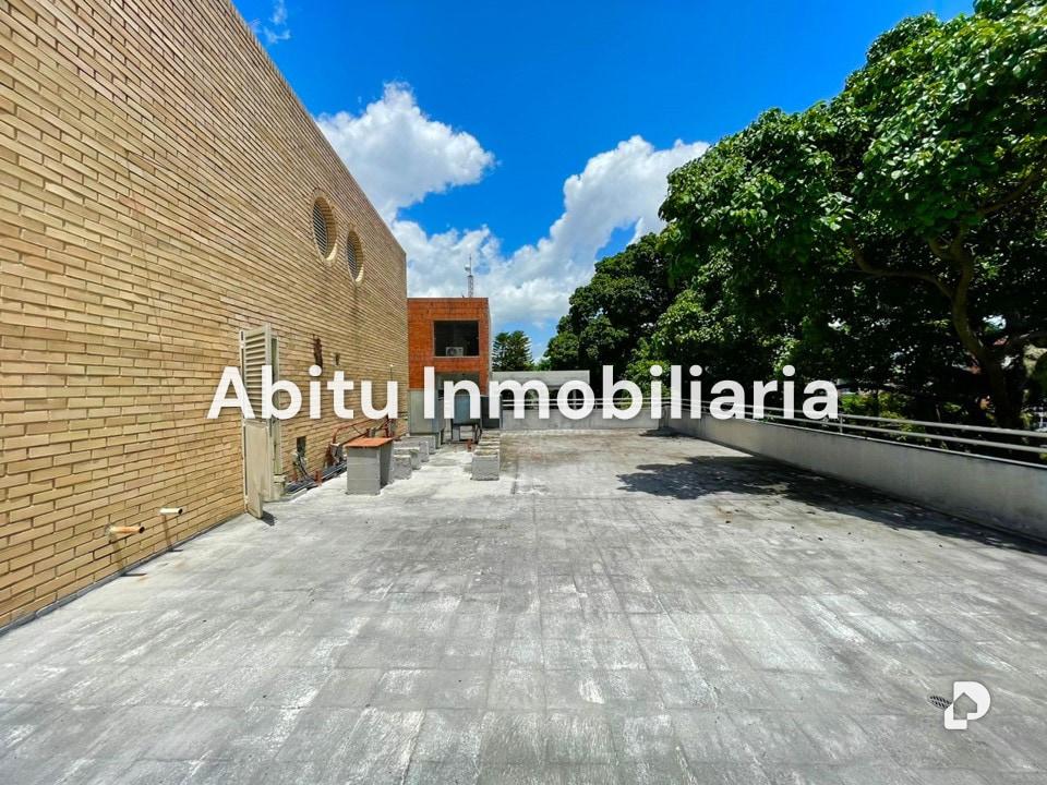 Edificio en La Castellana, Caracas – 3