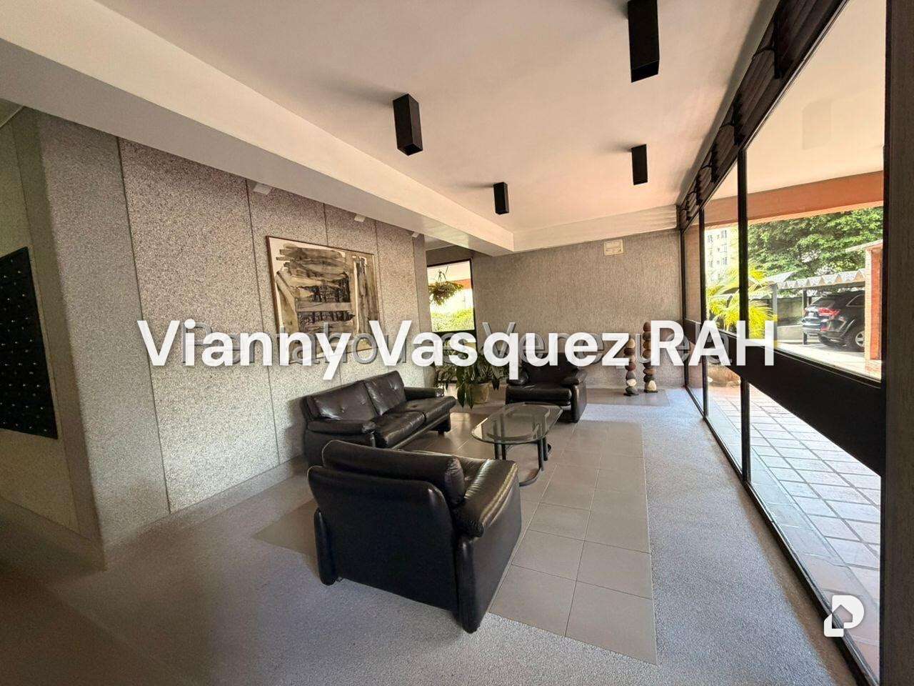 Apartamento en Santa Rosa de Lima, Caracas – 16