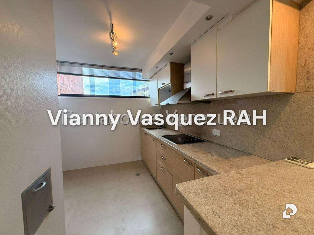 Apartamento en Santa Rosa de Lima, Caracas – 7