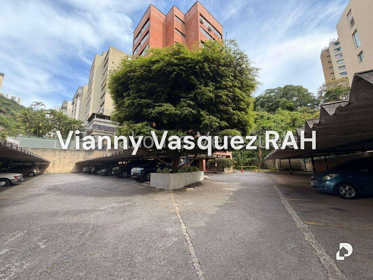Apartamento en Santa Rosa de Lima, Caracas – 18