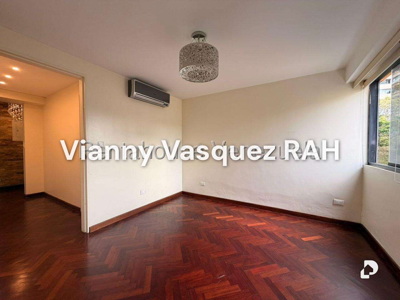 Apartamento en Santa Rosa de Lima, Caracas – 12