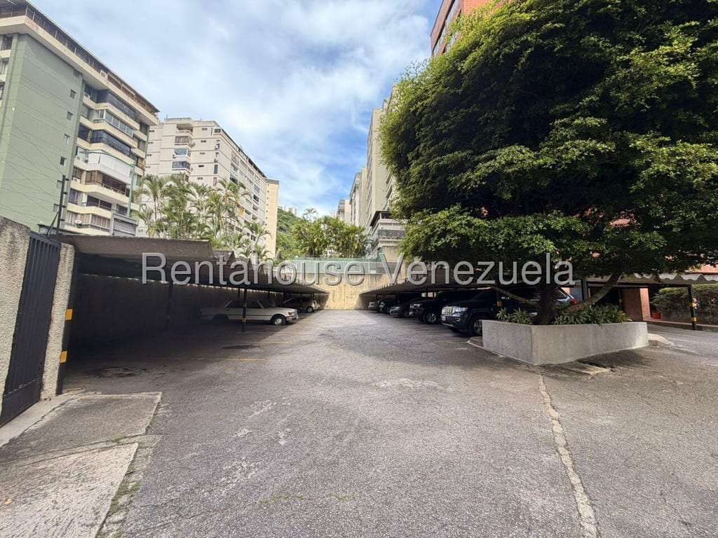 Apartamento en Santa Rosa de Lima, Caracas