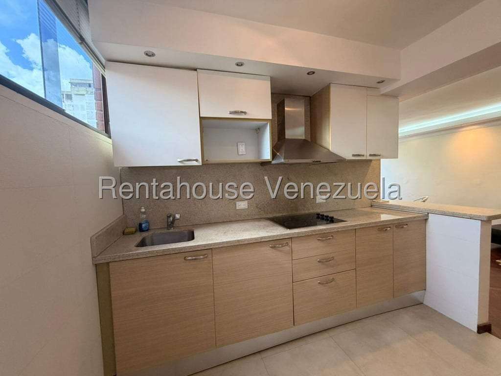 Apartamento en Santa Rosa de Lima, Caracas