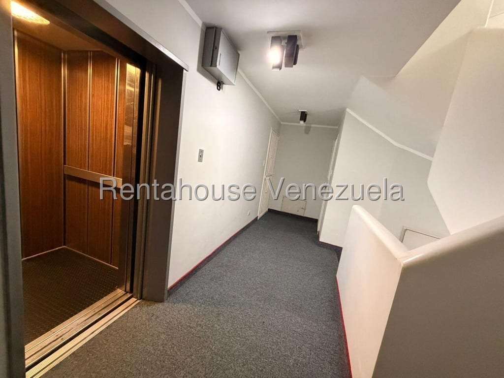 Apartamento en Santa Rosa de Lima, Caracas