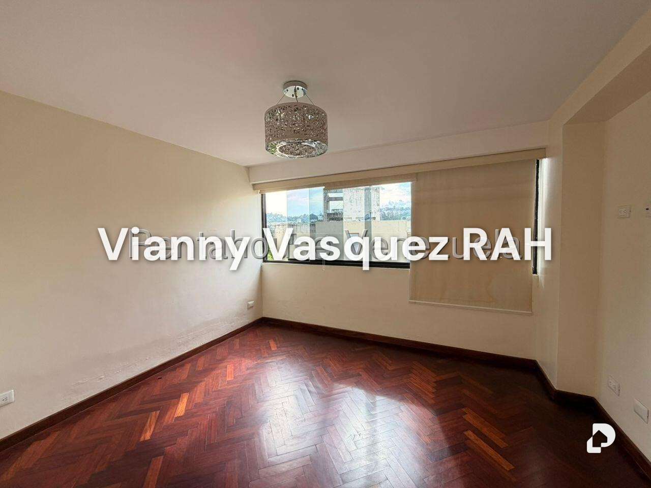 Apartamento en Santa Rosa de Lima, Caracas – 11