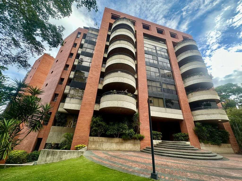 Apartamento en Colinas de Valle Arriba, Caracas - 1