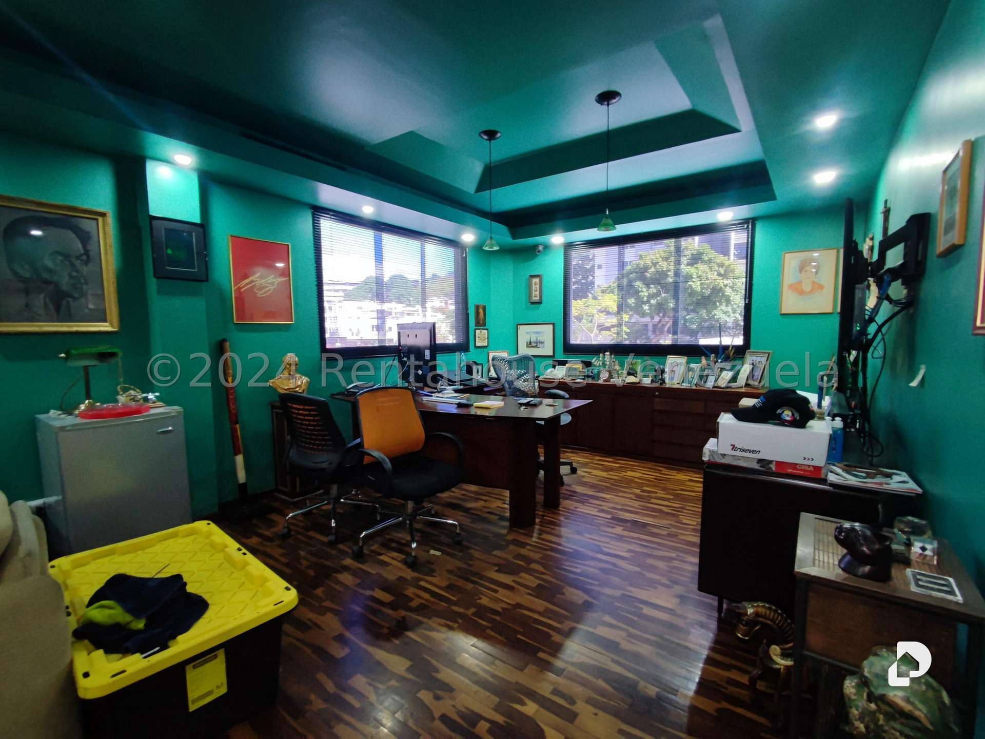 Local comercial en Los Chaguaramos, Caracas – 27