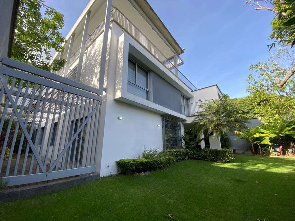 Casa en Altamira, Caracas - 1