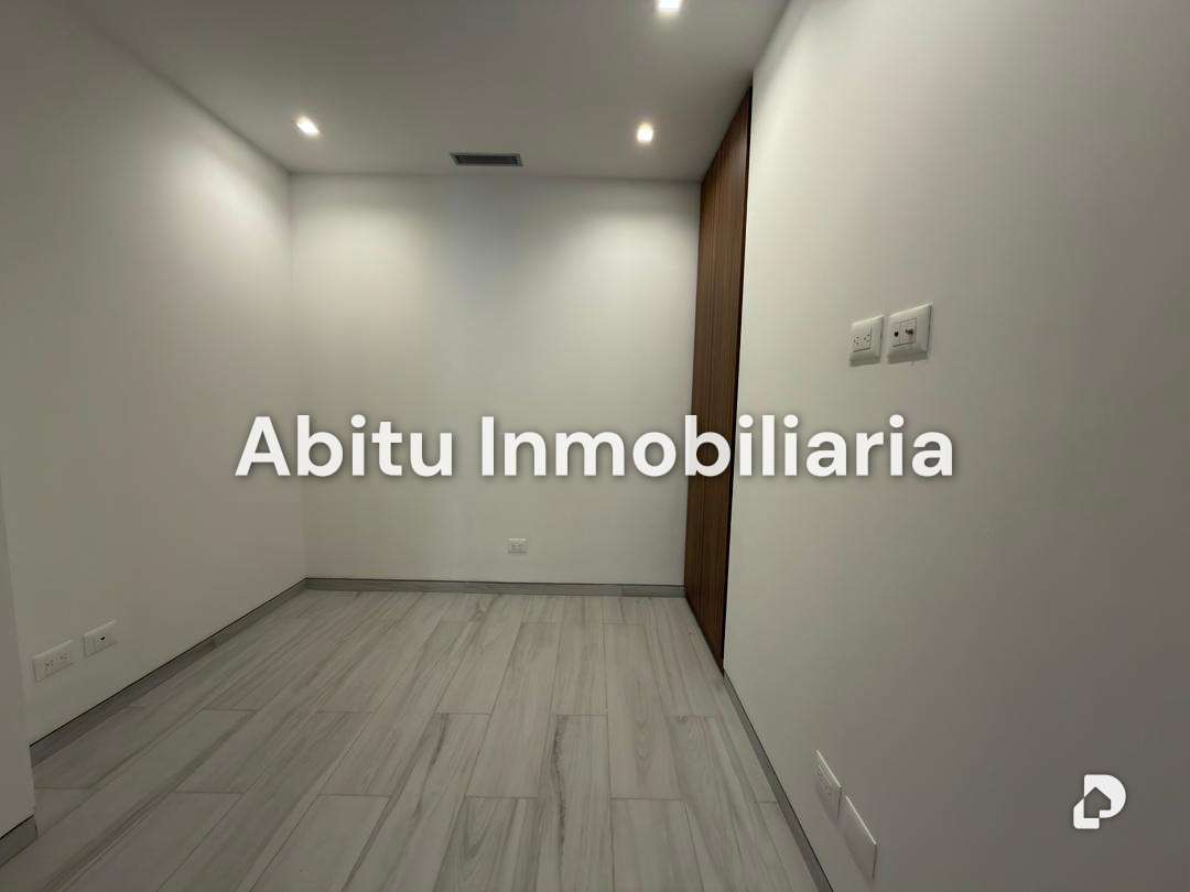 Apartment in Las Mercedes, Caracas – 12