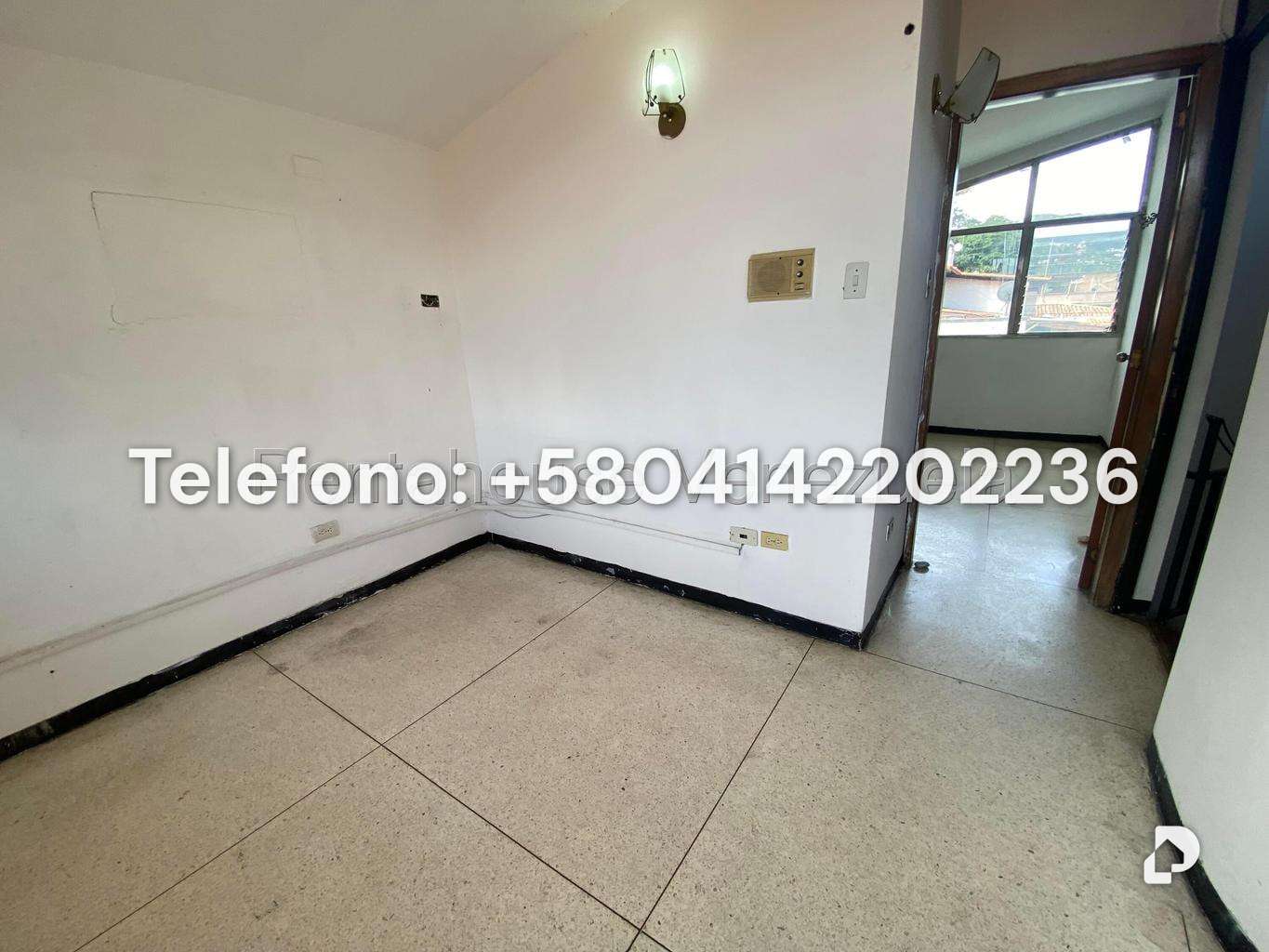 Casa en Prados del Este, Caracas – 90