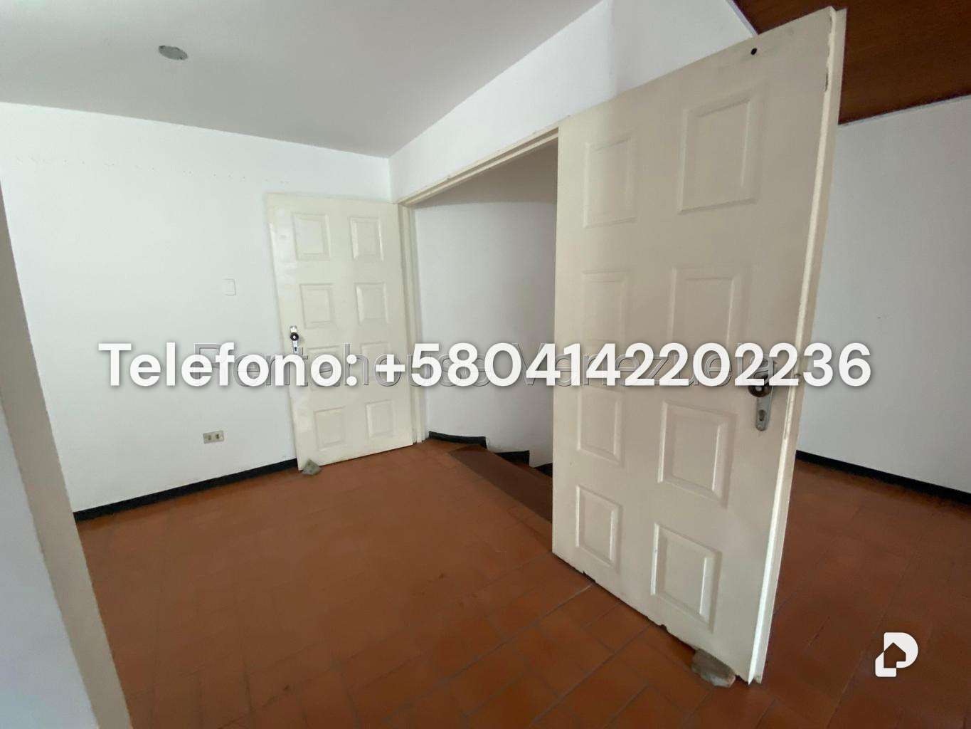 Casa en Prados del Este, Caracas – 16