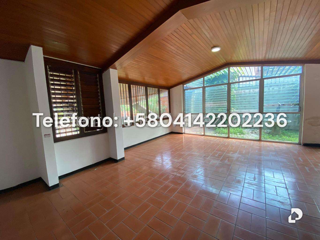 Casa en Prados del Este, Caracas – 17