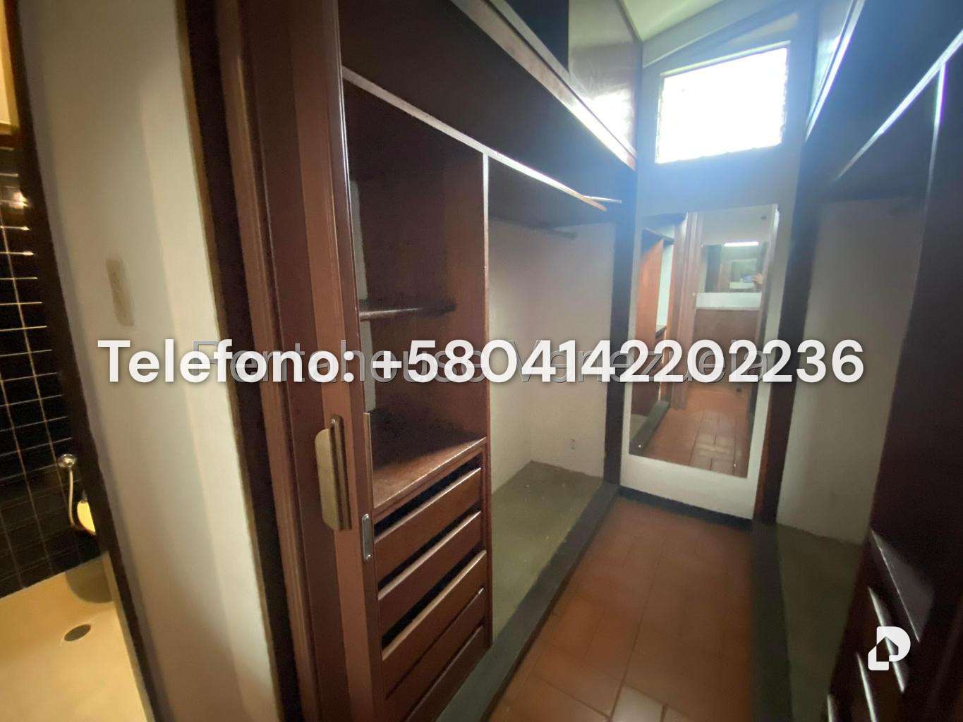 Casa en Prados del Este, Caracas – 62