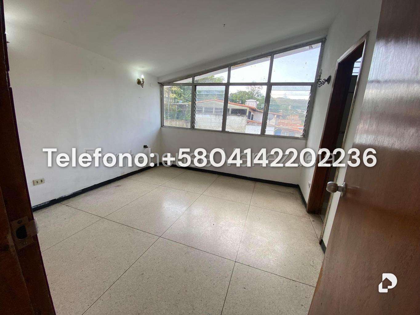 Casa en Prados del Este, Caracas – 86