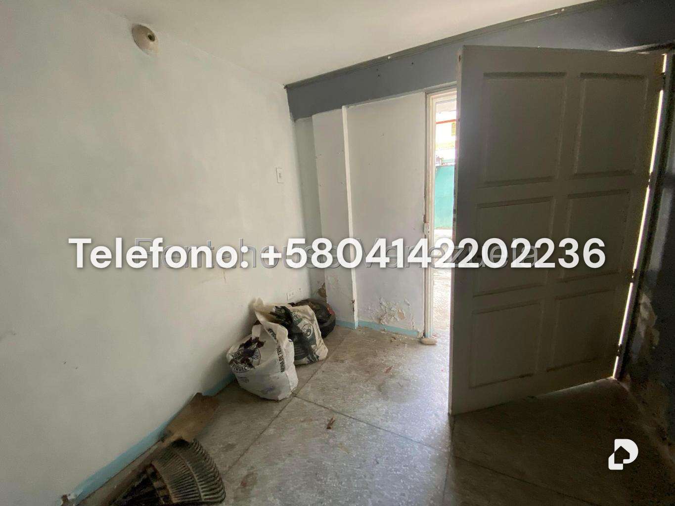 Casa en Prados del Este, Caracas – 27