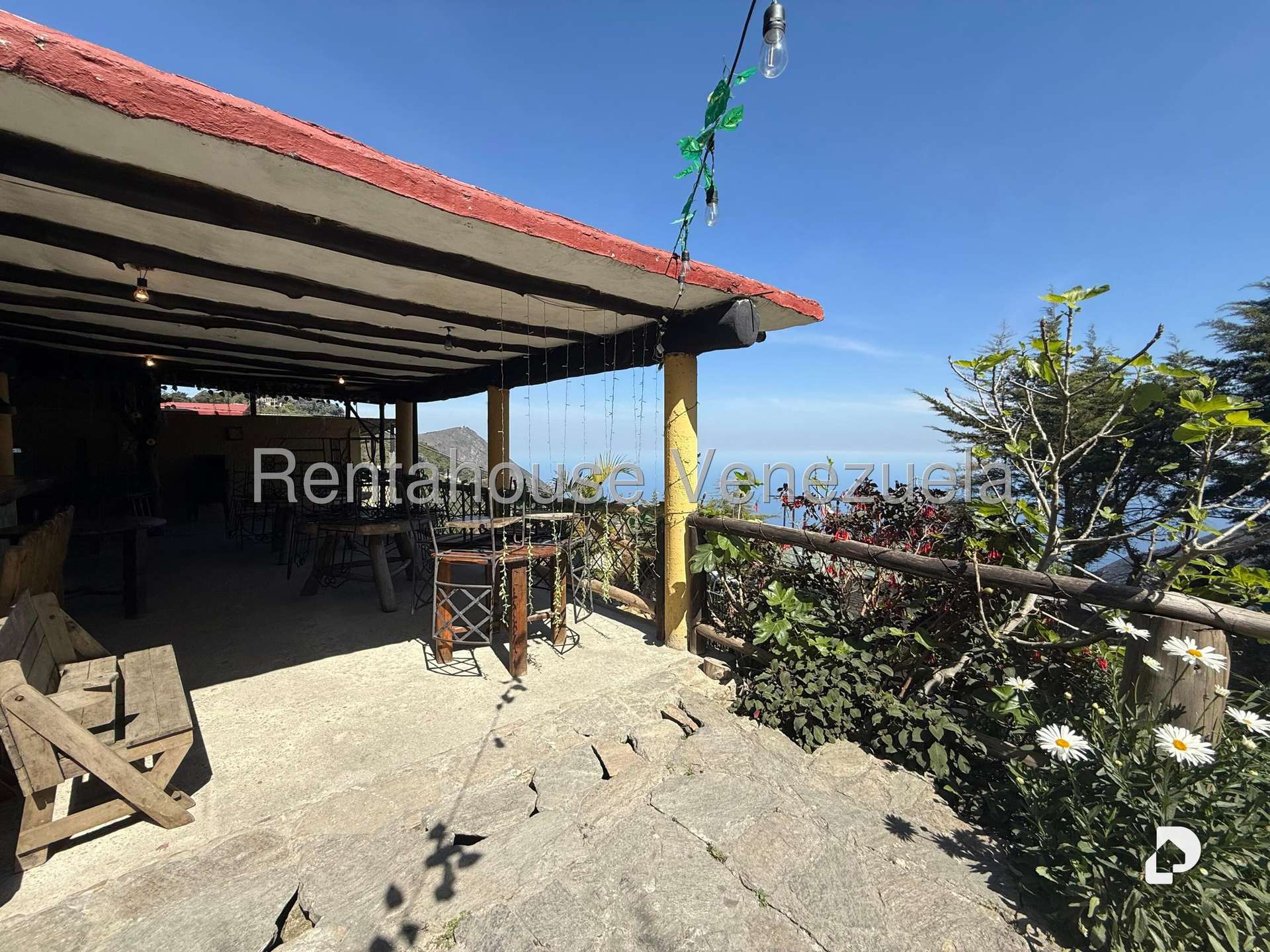 Local comercial en Galipan, Caracas – 2