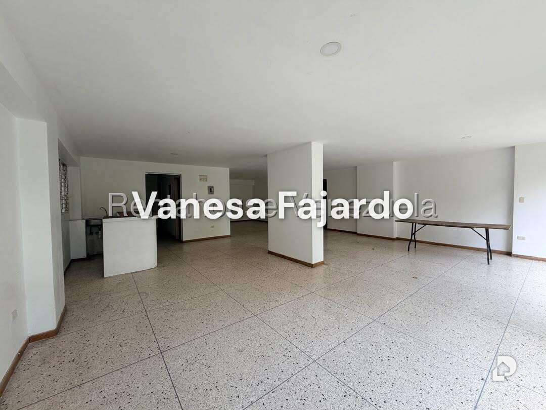Apartamento en Santa Fe Sur, Caracas – 16