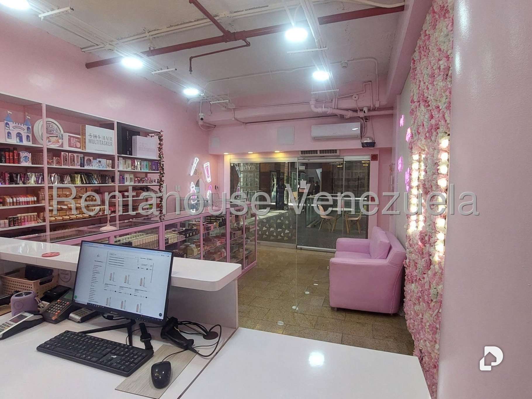 Local comercial en La Castellana, Caracas – 7