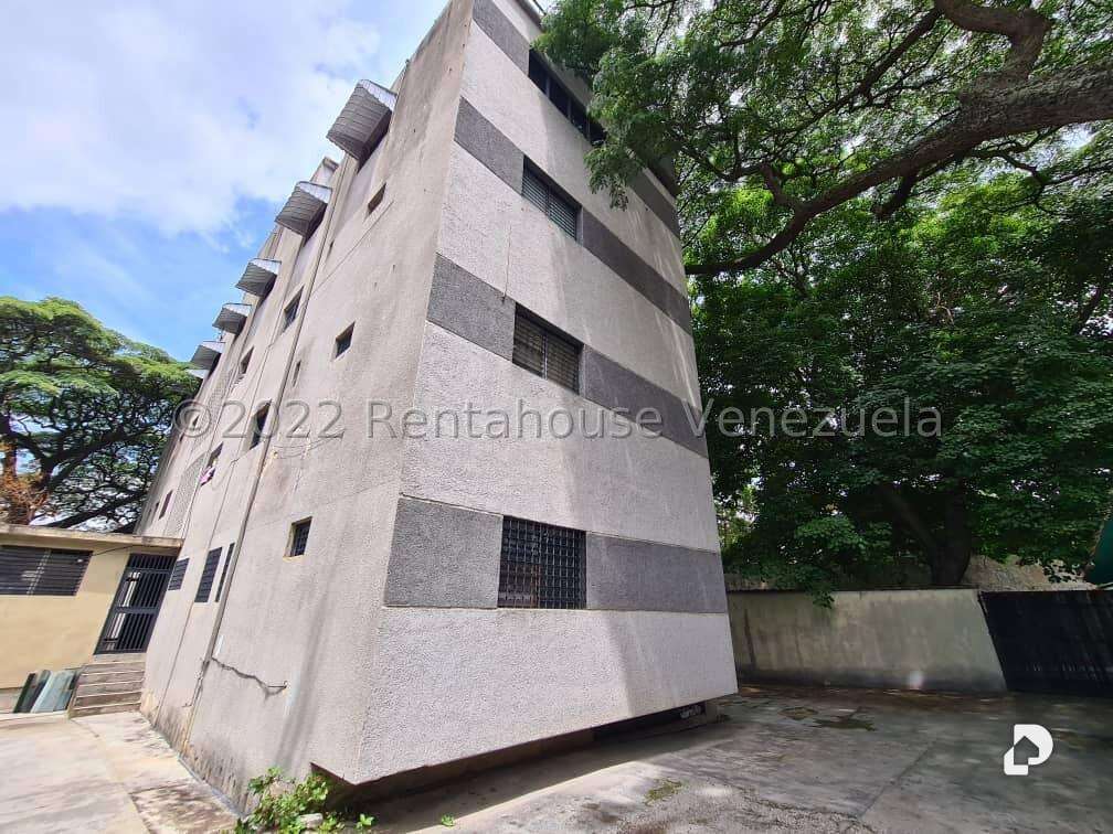Edificio en La Florida, Caracas – 7
