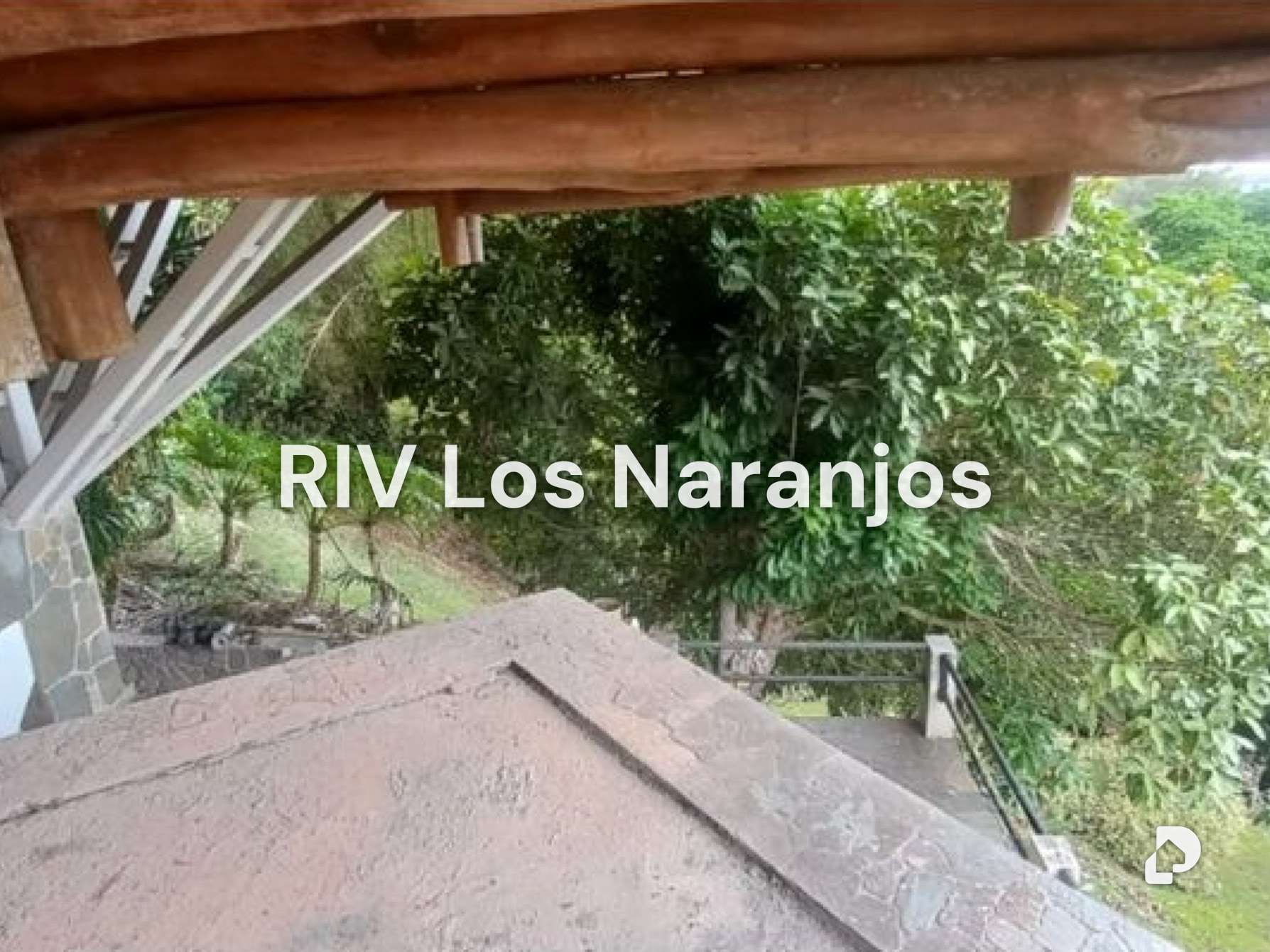 Casa en Los Guayabitos, Caracas – 11