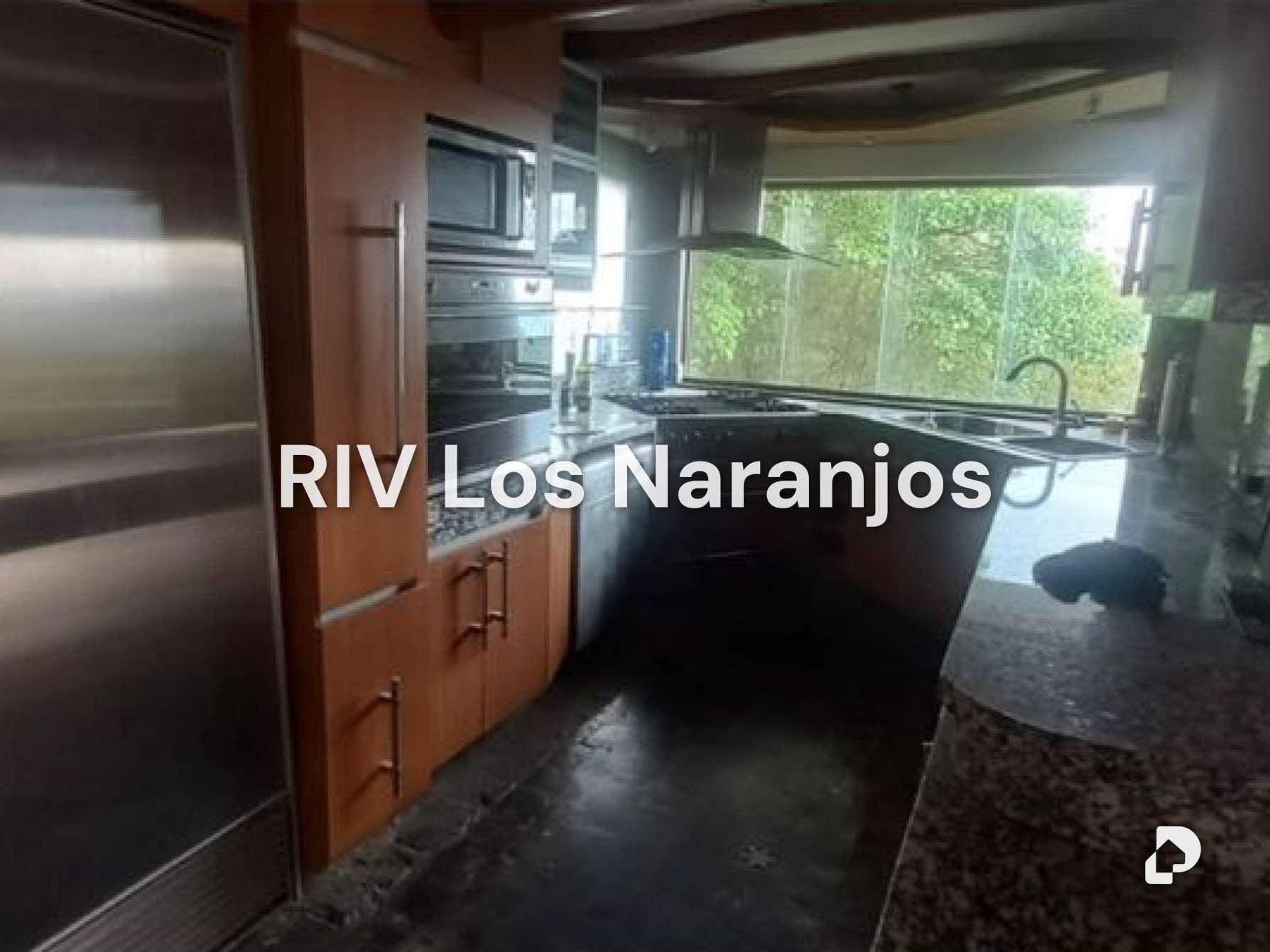 Casa en Los Guayabitos, Caracas – 12