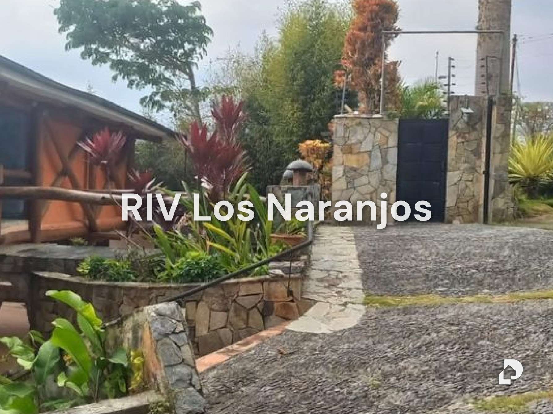 Casa en Los Guayabitos, Caracas – 9