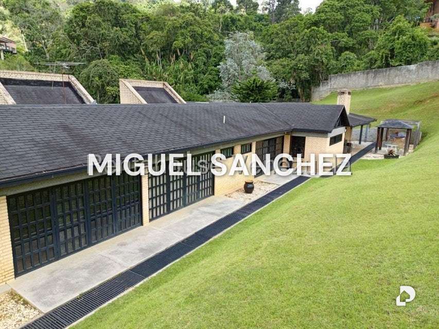 Casa en Oripoto, Caracas – 4