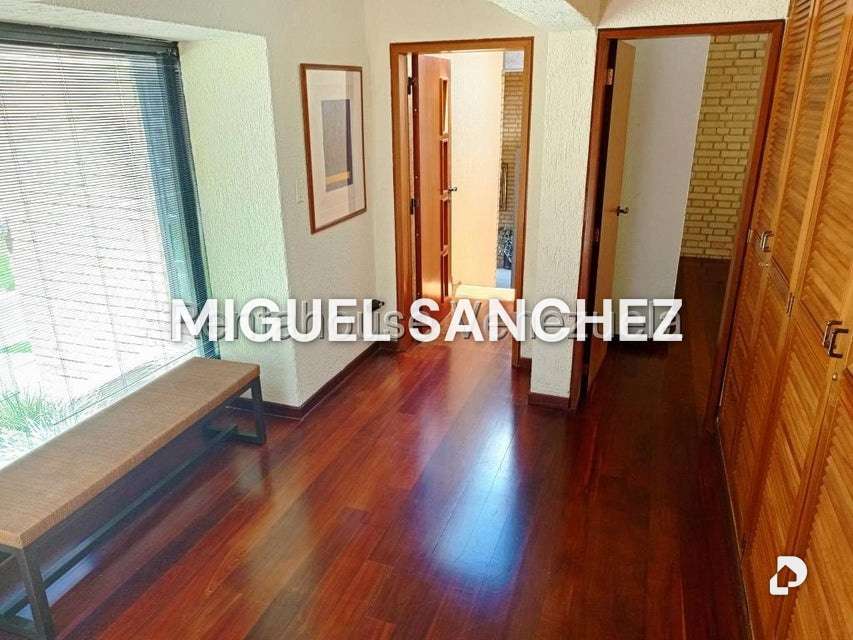 Casa en Oripoto, Caracas – 17