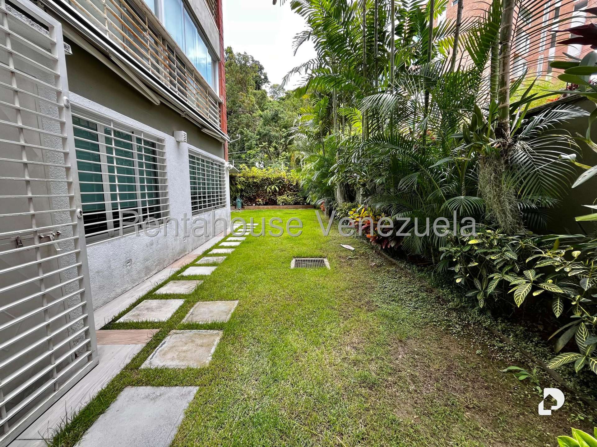 Apartamento en Solar del Hatillo, Caracas – 39