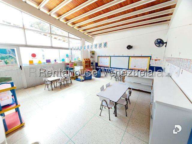 Local comercial en Montalbán I, Caracas – 21