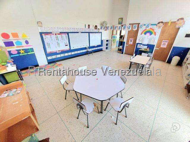 Local comercial en Montalbán I, Caracas – 18