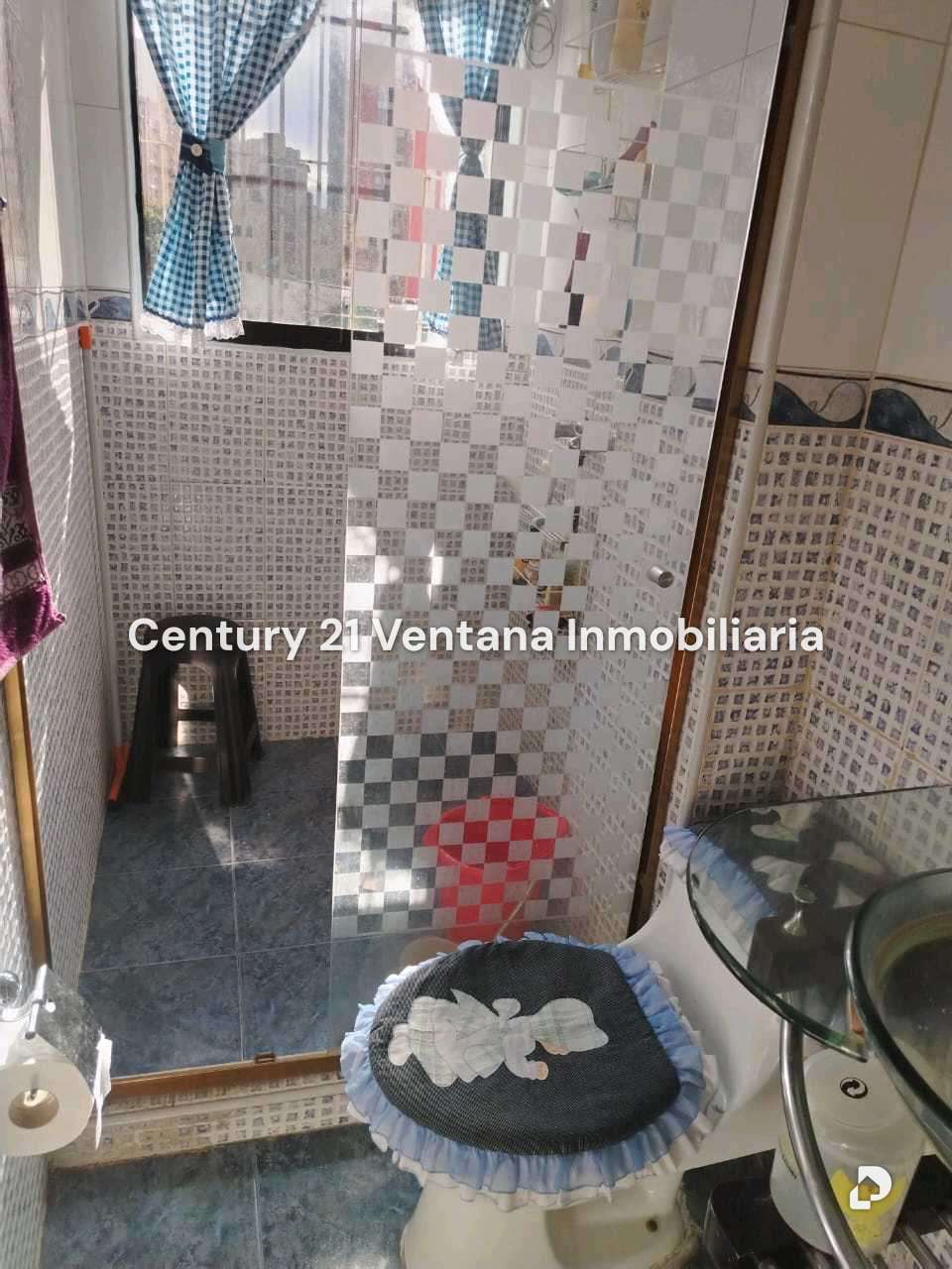 Apartamento en San Bernardino, Caracas – 12