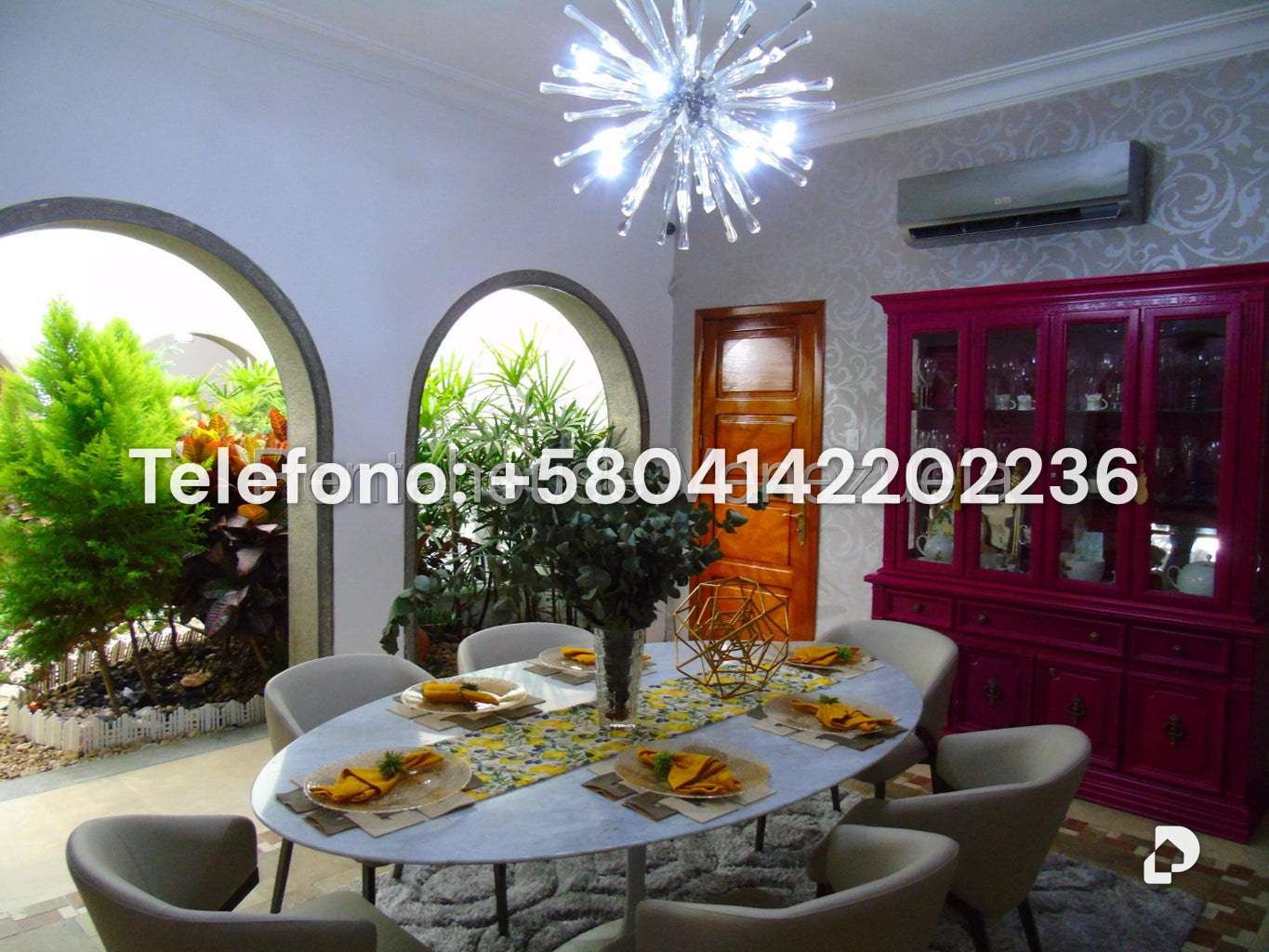 Casa en Altamira, Caracas – 18