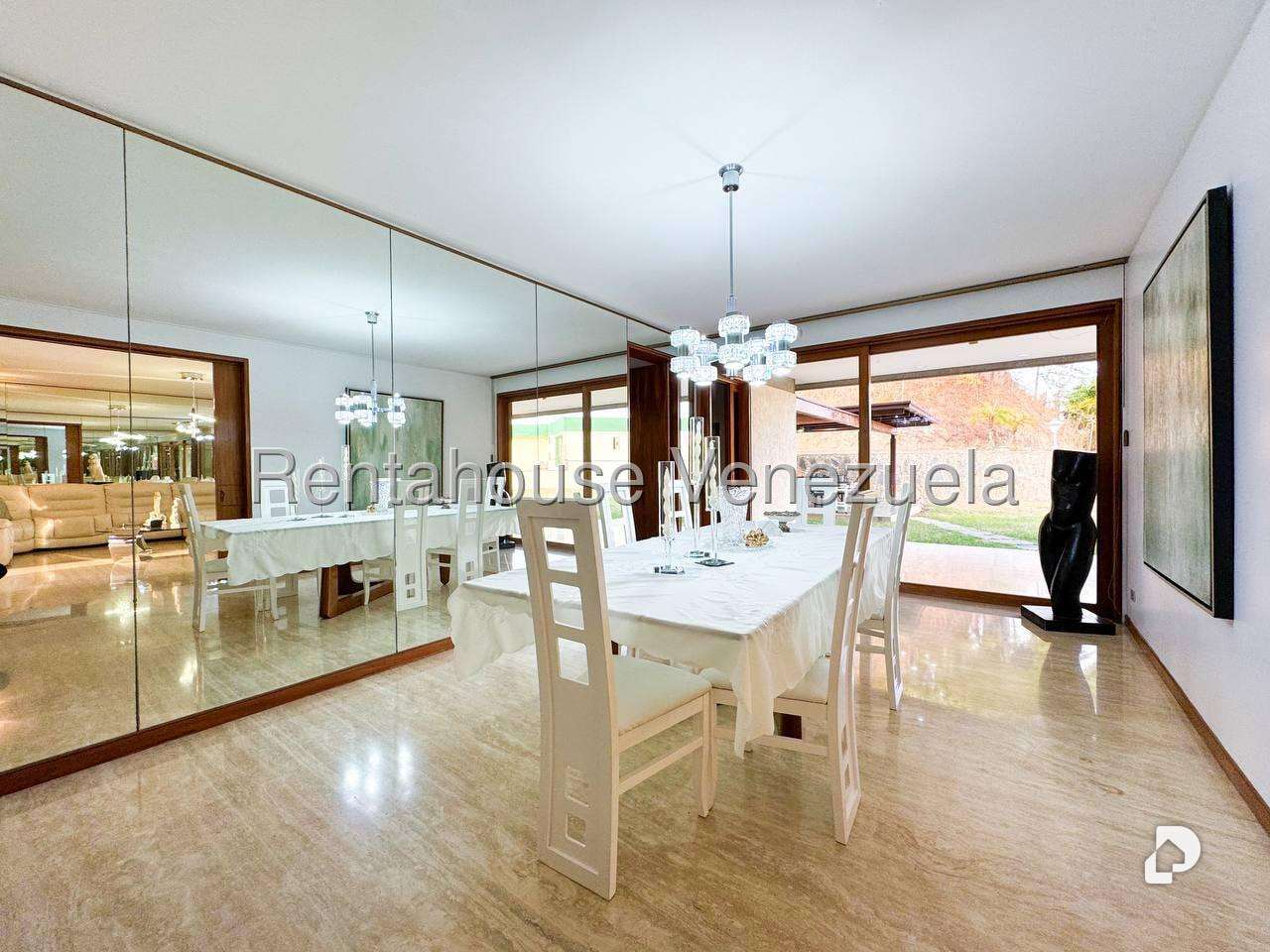 Casa en Los Naranjos (del Cafetal), Caracas – 12