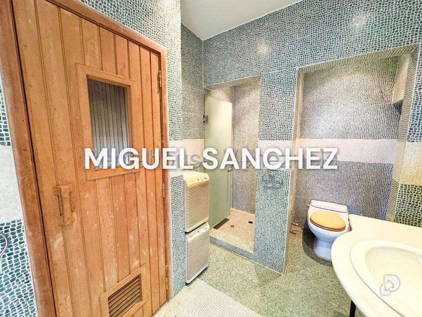Casa en Macaracuay, Caracas – 24