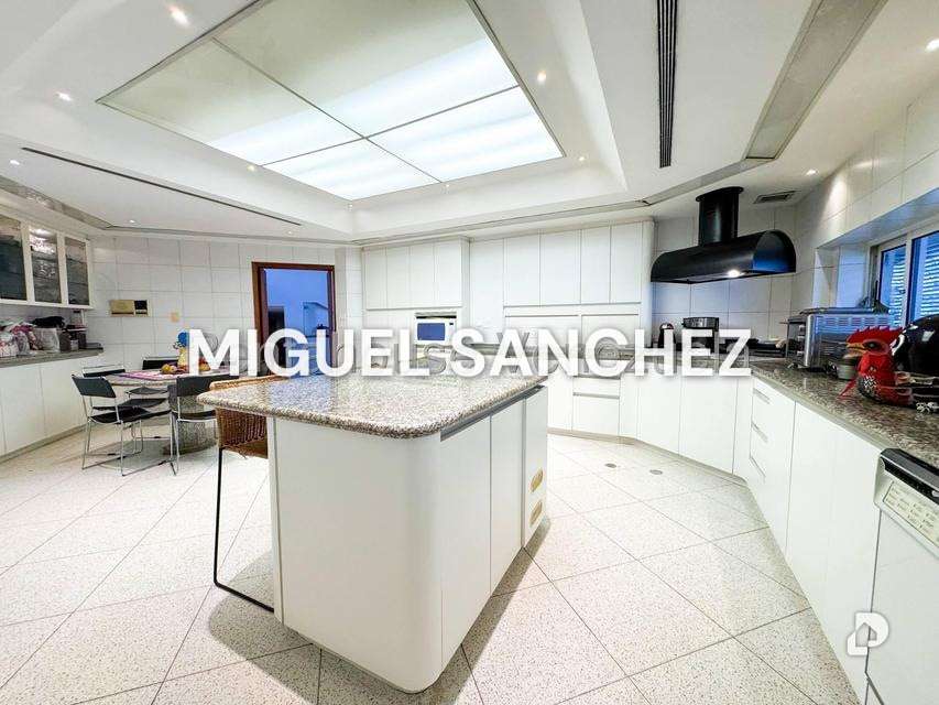 Casa en Macaracuay, Caracas – 16