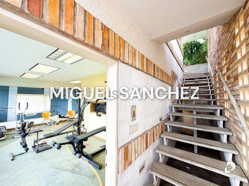 Casa en Macaracuay, Caracas – 25