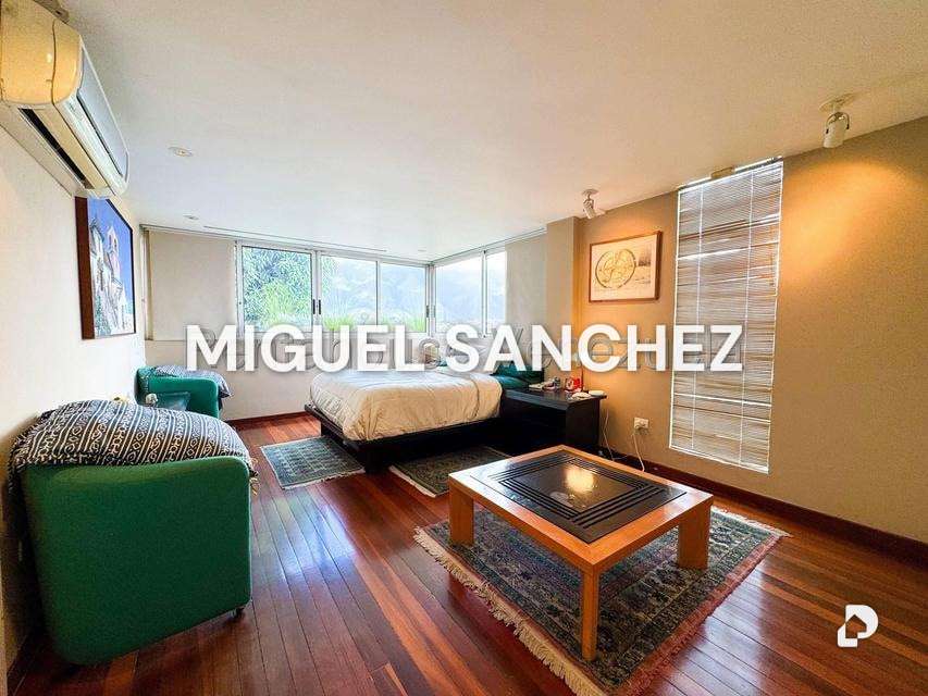 Casa en Macaracuay, Caracas – 17