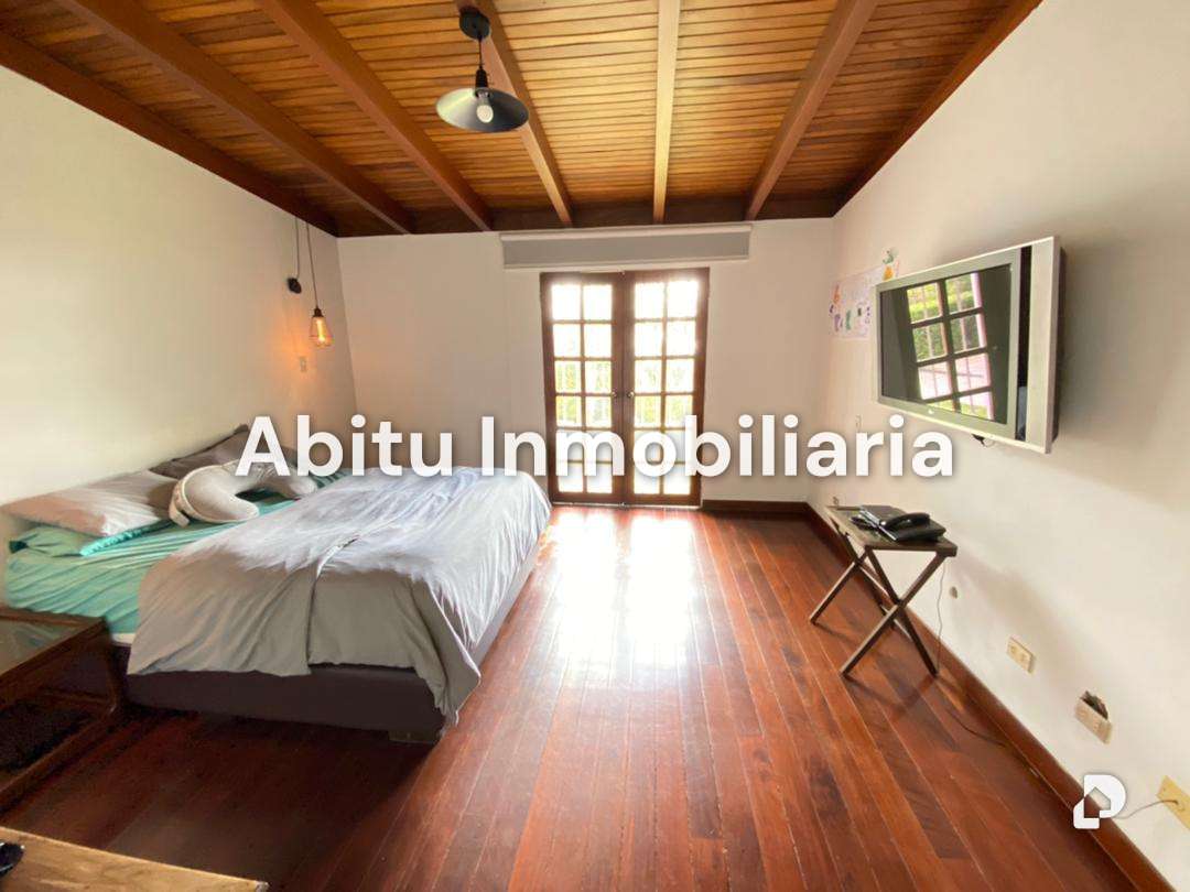 Casa en Oripoto, Caracas – 11
