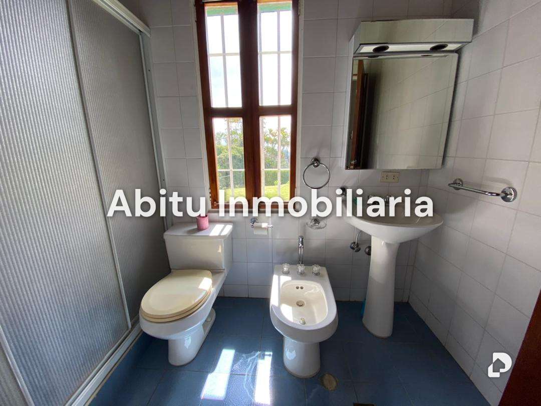 Casa en Oripoto, Caracas – 16