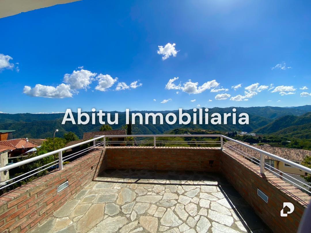 Casa en La Lagunita, Caracas – 3