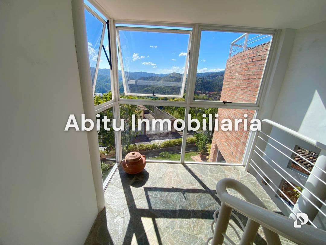 Casa en La Lagunita, Caracas – 9