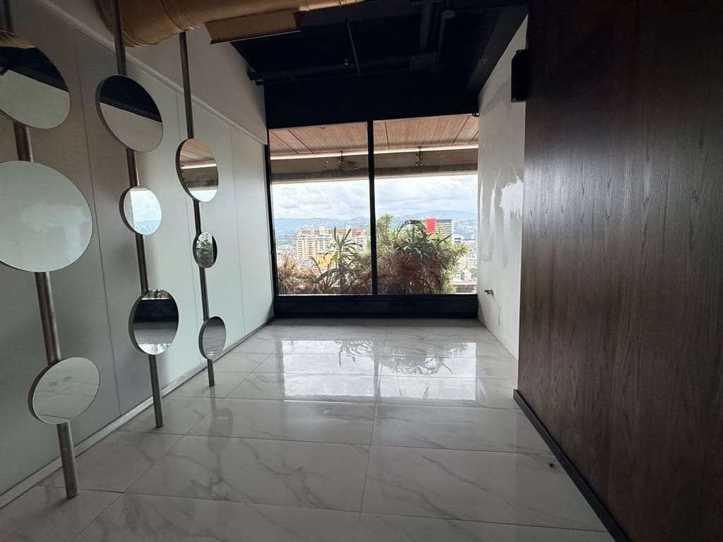 Oficina en Chacao, Caracas - 1